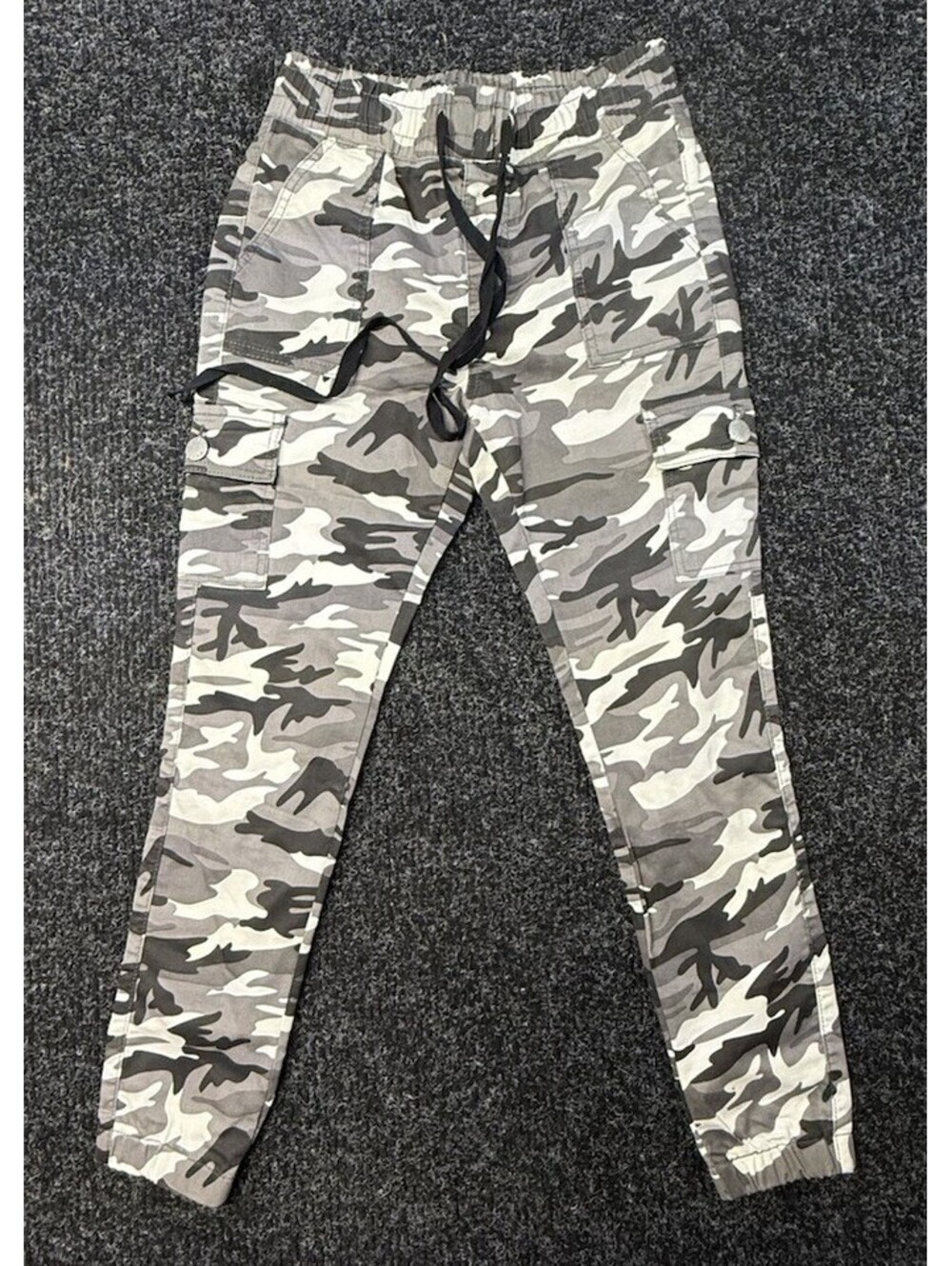 V.I.P. Girls Gray Camo Cargo Jogger Pants Size 7/8 Adjustable Waist